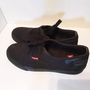 Levi's black canvas shoes womens size 5.5